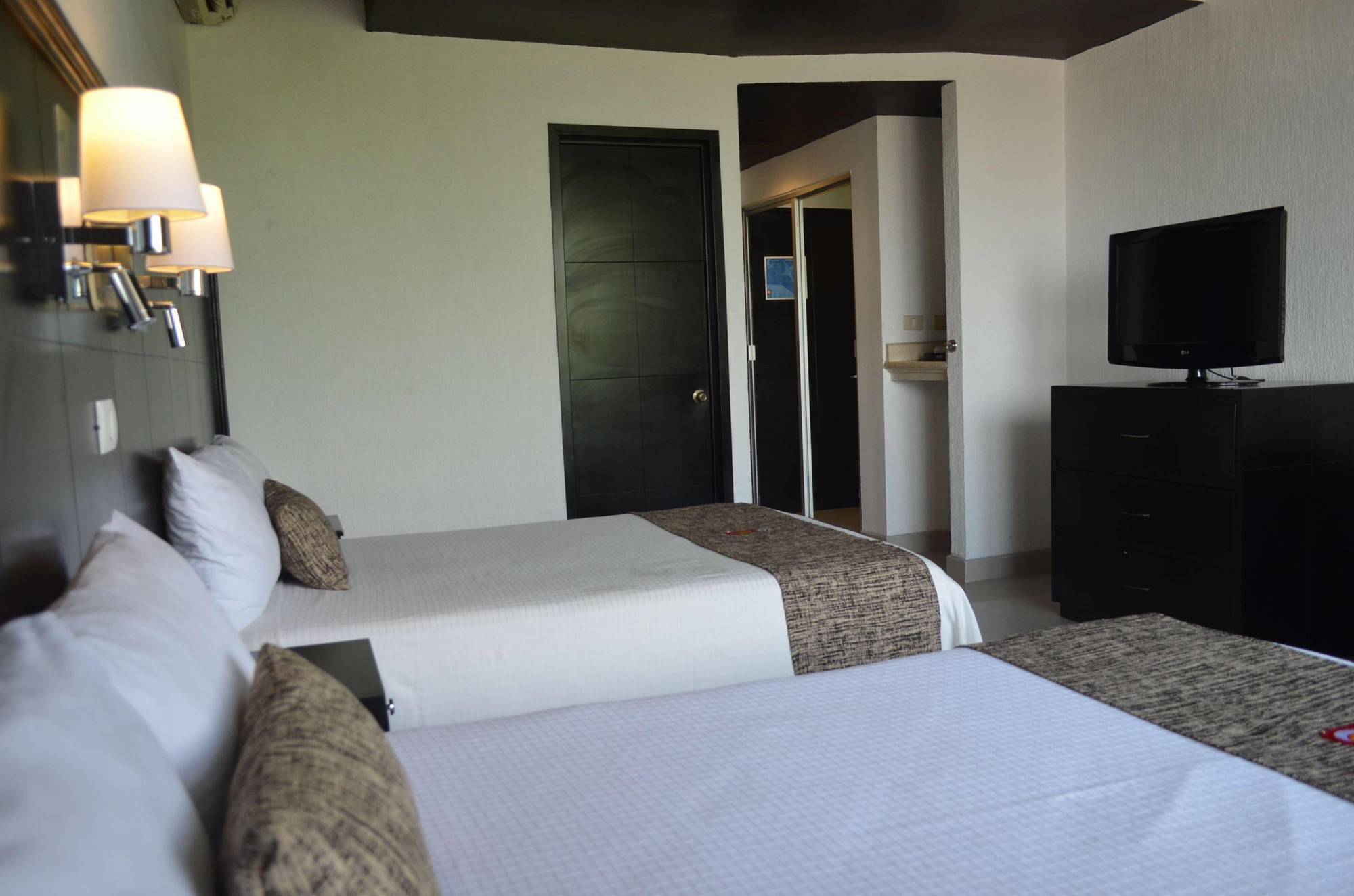 Mia City Villahermosa Extérieur photo